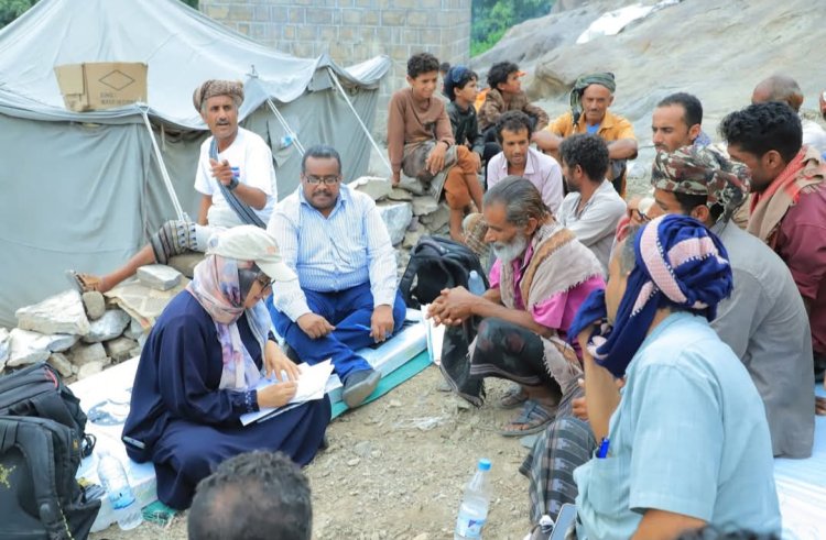 هيئة الشؤون الاجتماعية تطلع على أوضاع النازحين في مخيمات قرية قرين بمحافظة لحج