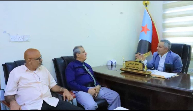 رئيس هيئة الشؤون الاجتماعية يلتقي مدير عام مكتب الشؤون الاجتماعية بالعاصمة عدن