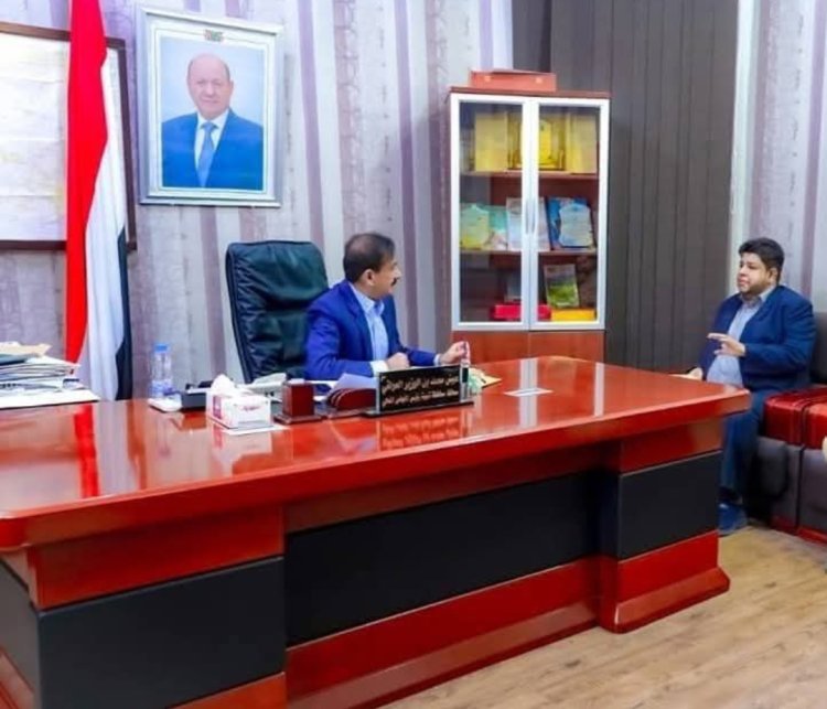 محافظ شبوة يشدد على أهمية دور السلطات المحلية في تحسين مستوى الخدمات للمواطنين