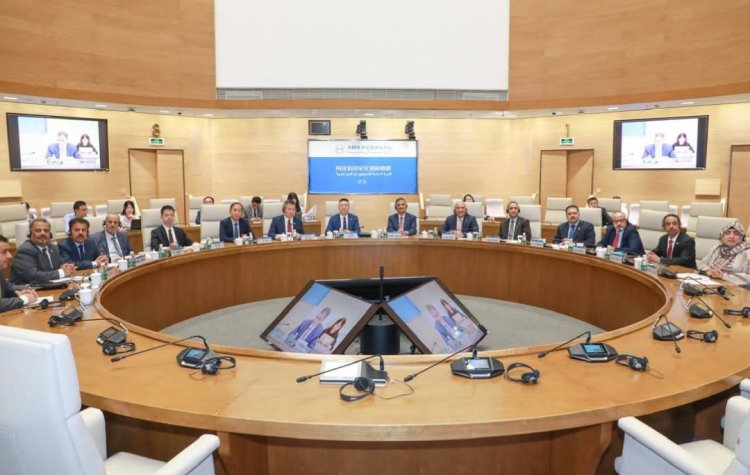 الوفد الحكومي اليمني يختتم زيارته إلى مدينة شنغهاي الصينية ويلتقي ممثلي الجالية اليمنية