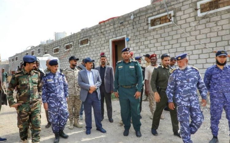 محافظ حضرموت يشيد بيقظة الأبطال في مكافحة المخدرات ويؤكد: لا تهاون مع من يستهدف مجتمعنا بالسموم