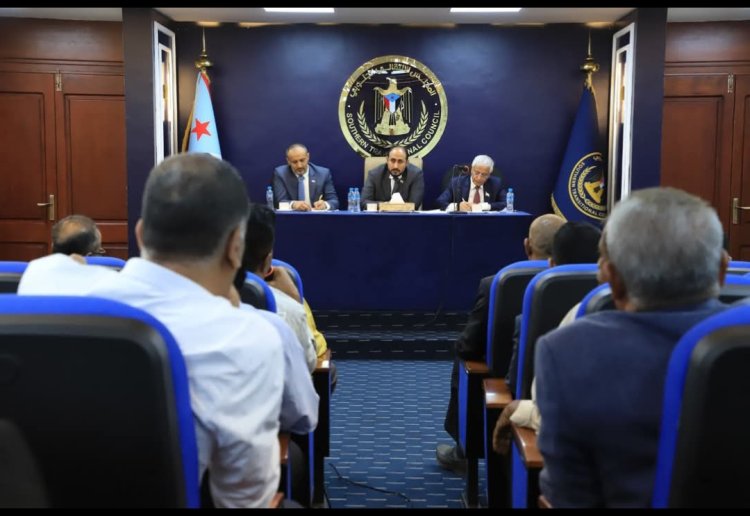 الهيئة السياسية تنظم لقاءً تشاوريًا مع قيادات المكونات الجنوبية الموقعة على الميثاق الوطني الجنوبي