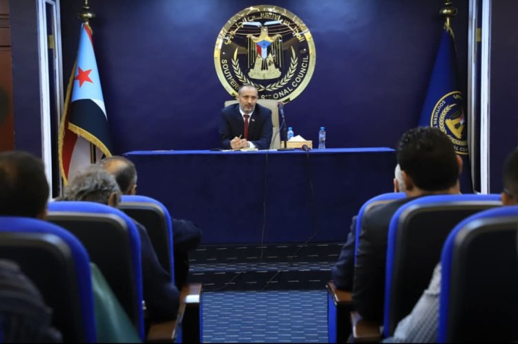 الهيئة السياسية تنظم محاضرة عن تحديات المرحلة وخيارات المجلس الانتقالي