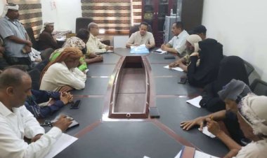 فريق التوجيه والرقابة الرئاسي يعقد لقاءً مشتركًا مع قيادتي الانتقالي والسلطة المحلية في تبن