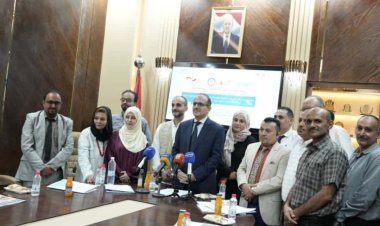 وزير الصحة يدشن البرنامج التدريبي لرفع قدرات الكوادر الصحية في عدد من المحافظات