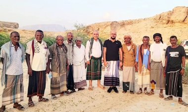 الشعيبي والجفري يتفقدان أضرار السيول في منطقة جزول بمديرية حجر