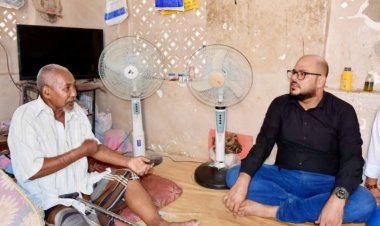 نائب رئيس تنفيذية انتقالي حضرموت يطمئن على صحة المناضل الجنوبي سالم مبارك باكوينه