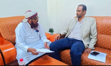 الوكيل الأول للمهرة يناقش تطوير ميناء نشطون وتعزيز موارده المالية