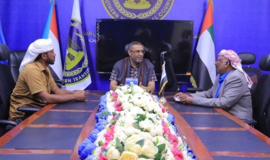 رئيس تنفيذية انتقالي وادي وصحراء حضرموت يلتقي رئيس تحالف عماد