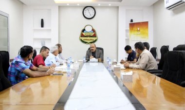 مدير مكتب وزارة التربية والتعليم بساحل حضرموت يستقبل وفداً من صحيفة 14 أكتوبر بديوان مكتب الوزارة بالمحافظة