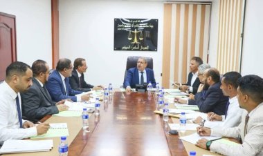 مجلس القضاء الأعلى يكلّف عدد من القضاة للعمل في محاكم عدن وحضرموت