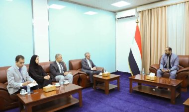 الأمين العام يبحث مع اللجنة الدولية للصليب الأحمر جهودها الإغاثية والانسانية في محافظات الجنوب