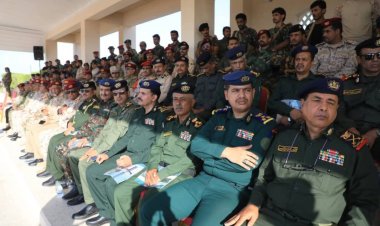 مدير عام شرطة شبوة يشهد حفل تخرج دفعة "السلم والبناء" من كلية الشرطة حضرموت بالتزامن مع ذكرى ثورة 14 أكتوبر