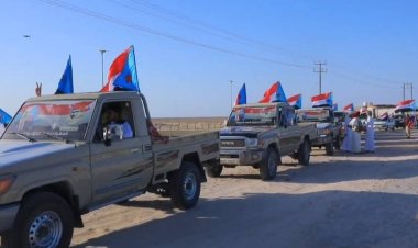 مسيرات حاشدة بالسيارات تجوب شوارع الغيضة وكورنيش محيفيف احتفاءً بالذكرى الـ62 لثورة 14 أكتوبر المجيدة