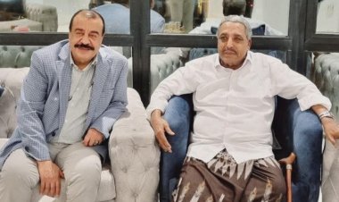 اللواء بن بريك يهنئ الزعيم حسن باعوم بذكرى ثورة 14 أكتوبر المجيدة.