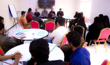 الوكيل لمروق يختتم دورتين تدريبيتين في الرعاية الصحية ومكافحة العدوى ويشيد بدور الشركاء الدوليين في دعم القطاع الصحي