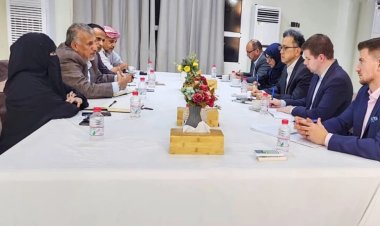 فريق التوجيه الرئاسي وتنفيذية انتقالي المهرة يلتقون وفد من مكتب المبعوث الأممي بالغيضة