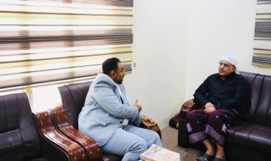 الكثيري يؤكد دعم الانتقالي لتطوير منظومة النقل البحري ويشيد بجهود هيئة الشؤون البحرية بالمكلا