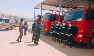 مدير عام شرطة شبوة يتفقد إدارة الدفاع المدني ويؤكد على أهمية رفع مستوى الجاهزية