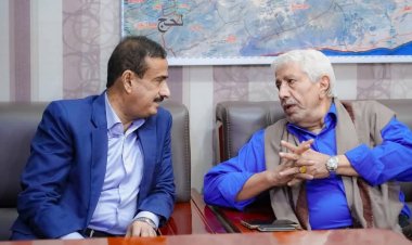 محافظ شبوة يستقبل وزير الصحة السابق الدكتور ناصر باعوم ويبحث تعزيز القطاع الصحي بالمحافظة