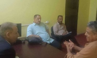 فريق التوجيه والرقابة الرئاسي يطلع على سير العمل في مكتب المالية بلحج