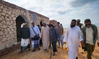 فريق التوجيه والرقابة الرئاسي يتفقد محمية ديحمري البحرية بسقطرى