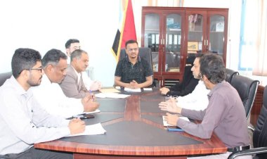 الأمين العام للمجلس المحلي بحضرموت يناقش مخرجات ورشة "إدارة مخاطر الكوارث وتمويل القدرة على الصمود"