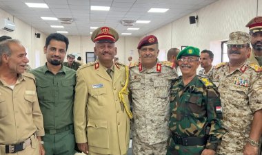 العميد بن عتيق ينال درجة الماجستير في العلوم العسكرية العليا من كلية القيادة والأركان بعدن