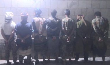 بيان رسمي صادر عن إدارة أمن أبين بعد القبض على قائد نقطة مع عدد من افراده الذي قاموا بابتزاز سائق مصري على الخط الدولي