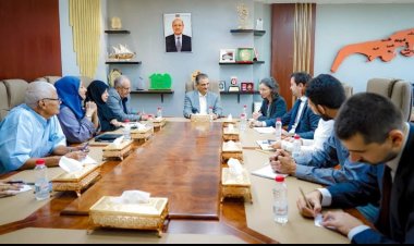 محافظ عدن يبحث مع السفيرة الفرنسية سُبل دعم المشاريع المستدامة والاستجابة لاحتياجات المجتمع المحلي