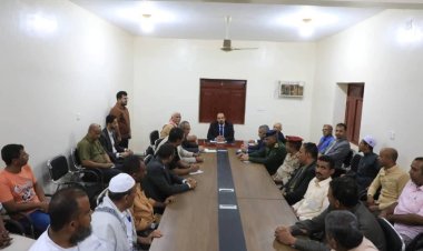 محافظ حضرموت يرأس اجتماعًا لقيادة السلطة المحلية والمكتب التنفيذي بمديرية دوعن