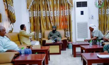 العميد الوالي يلتقي عدداً من قيادات السلطة المحلية بمحافظة أبين