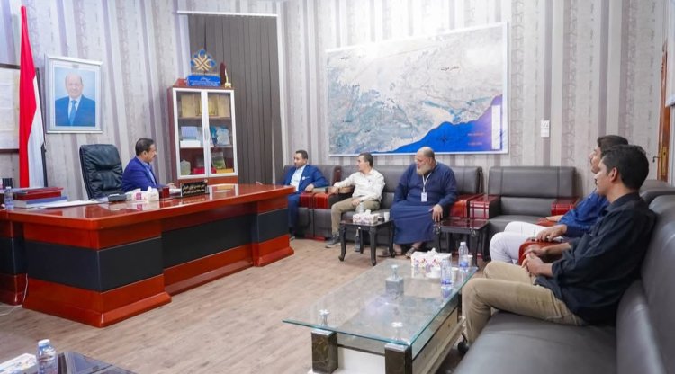 محـافـظ شبـوة يشيد بنجاح النسخة السادسة من معرض الكتاب ويؤكد على أهميته الثقافية وإشعاعه العربي