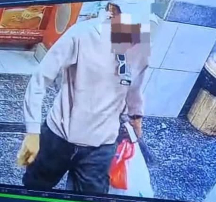 مركز شرطة فوة التابع لأمن مديرية المكلا يضبط شخص يقوم بالنصب والاحتيال على المواطنين بطريقة احترافية