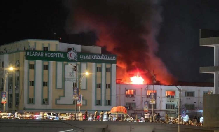 الدفاع المدني يُخمد حريقًا هائلًا اندلع في جامعة “العرب” بالمكلا