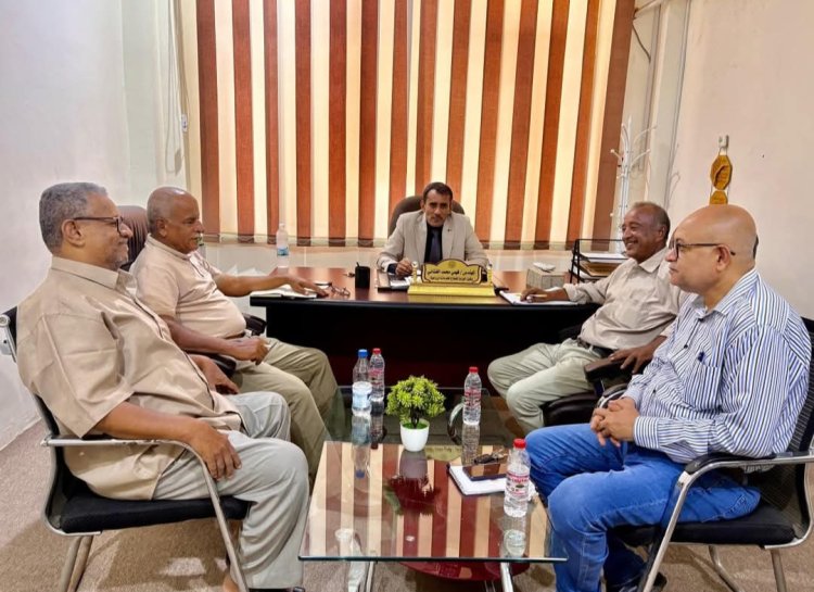 الوكيل الغتناني يرأس اجتماعًا موسعًا لمدراء عموم قطاع الخدمات الزراعية