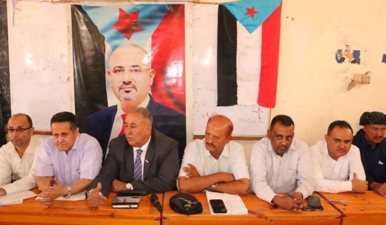 بحضور فريق التوجيه والرقابة الرئاسي.. المهرة تشهد حفلًا ثقافيًا وتراثيًا احتفاءً بيوم اللغة المهرية