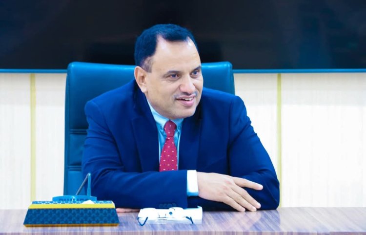 الوزير السقطري يصدر قرار بفتح موسم اصطياد الشروخ الصخري