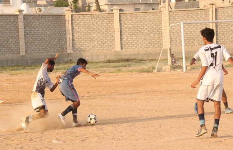 اتحاد ضبوت يقتنص بطاقة النهائي بعد دراما ركلات الترجيح في نصف نهائي دوري 14 أكتوبر للفرق الشعبية بالمهرة