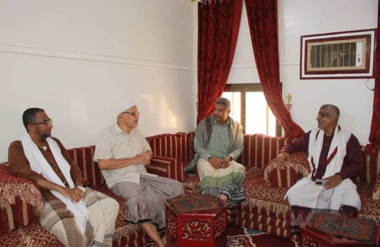 انتقالي شبام يلتقي المشايخ والشخصيات الاجتماعية في إطار التحضيرات لإحياء ذكرى ثورة 14 أكتوبر المجيدة