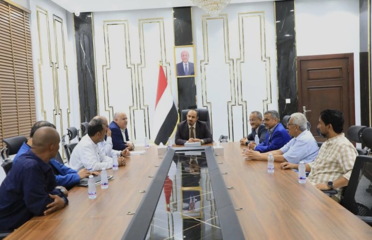 محافظ حضرموت يبحث مع المدير العام للمؤسسة العامة للكهرباء بالجمهورية سُبل تحسين الخدمة ومعالجة اختناقات التوليد في الساحل والوادي