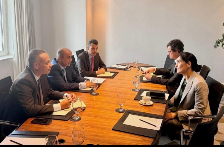 رئيس الوزراء يناقش مع سفيرة المملكة المتحدة مستجدات الأوضاع وتعزيز الشراكة لدعم الإصلاحات