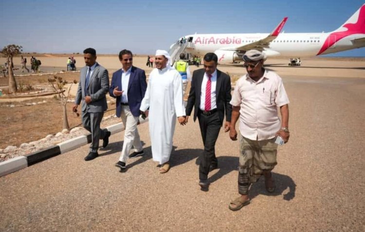 المحافظ الثقلي يصل سقطرى بعد زيارة عمل خارجية