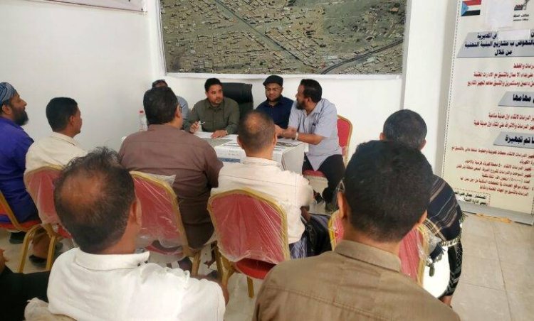 العيسائي يترأس اجتماعًا استثنائيًا بعدن لتعزيز الأمن المجتمعي والانضباط الشرطي ومساندة المشاريع الخدمية