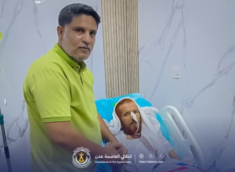 بتوجيهات من السقاف.. انتقالي العاصمة عدن يتفقد الحالة الصحية لعميد الأسرى الجنوبيين أحمد المرقشي