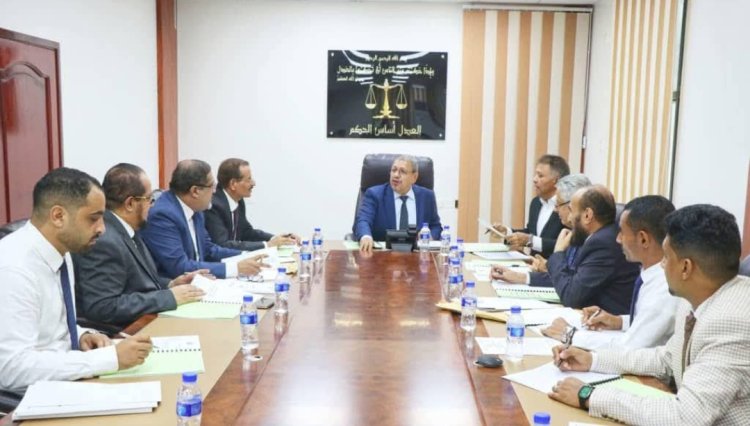 مجلس القضاء الأعلى يكلّف عدد من القضاة للعمل في محاكم عدن وحضرموت