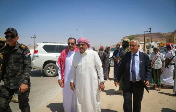 الكثيري والشعيبي يصلان وادي حضرموت للمشاركة في فعالية الذكرى الـ62 لثورة 14 أكتوبر المجيدة بمدينة شبام
