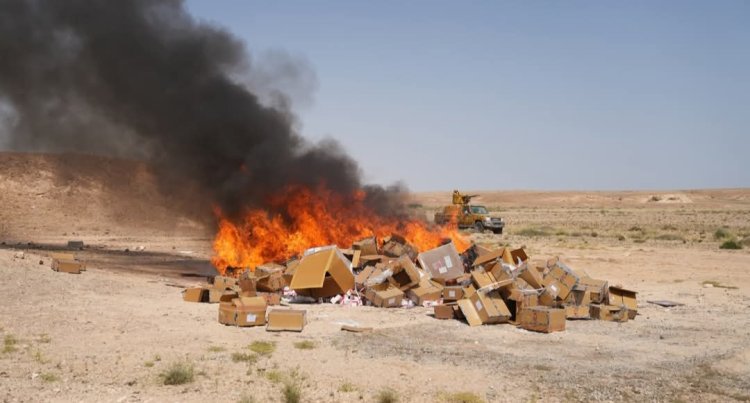 إتلاف كميات كبيرة من الأدوية المهربة والحشيش والخمور في المهرة