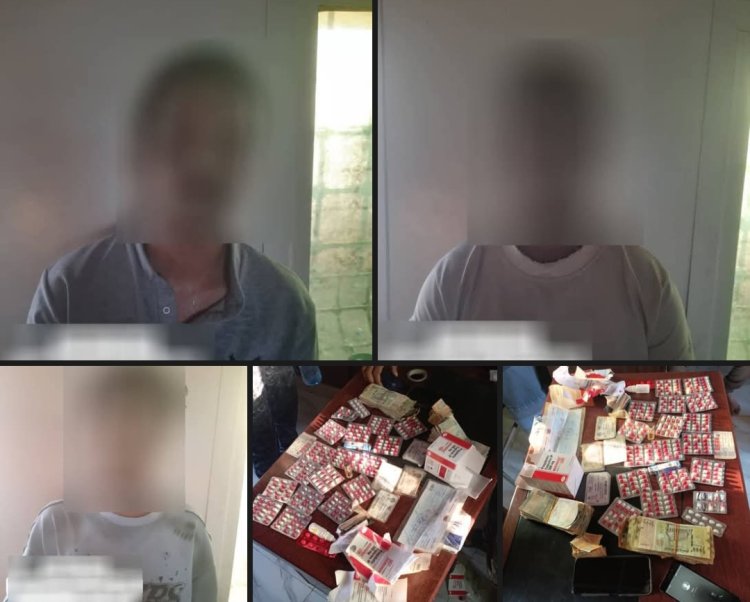 أمن العاصمة عدن يلقي القبض على شخصين بحوزتهما حبوب مخدرة في بئر فضل.