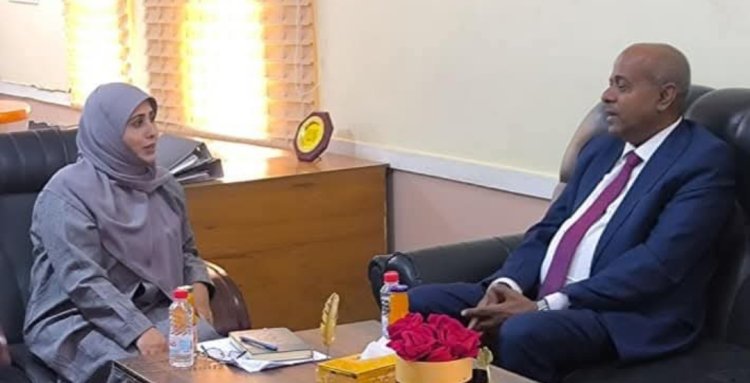 رئيس هيئة التعليم والشباب والرياضة يلتقي مدير مكتب التربية والتعليم بالعاصمة عدن